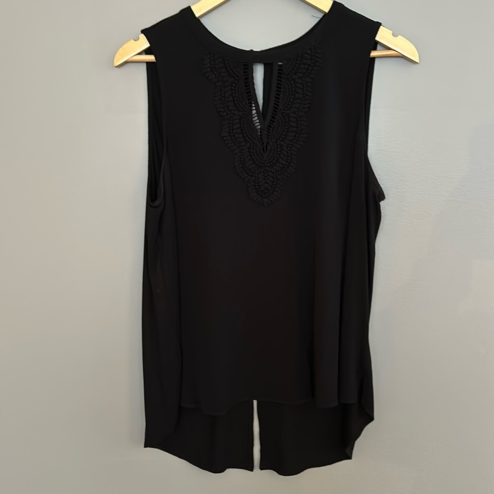 Daniel Rainn Quin Keyhole Crochet Blouse